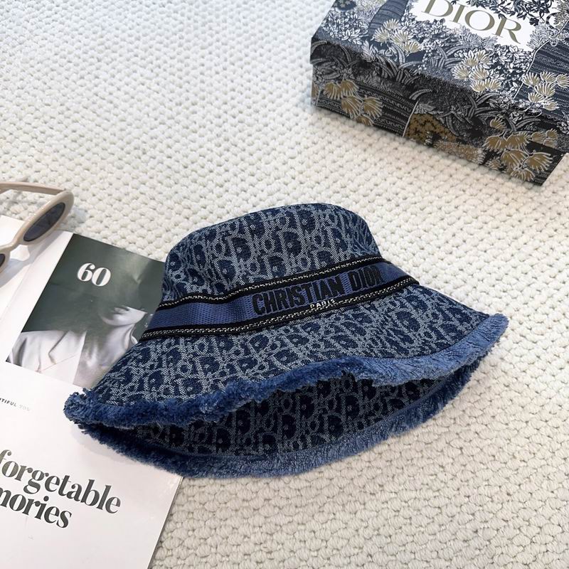 Dior hat dx07